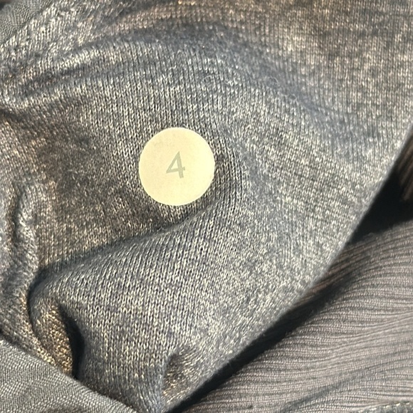 LULULEMON Dance Studio Jacket Size 4 Deep Coal Reversible - Picture 9 of 10